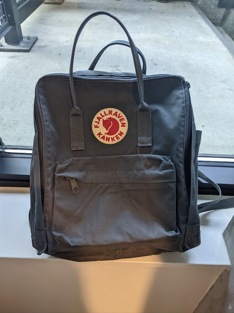 Fjallraven - Kånken Backpack 23510 Classic Bag - Slate/Charcoal Gray | ~10*15*5 - Picture 6 of 14
